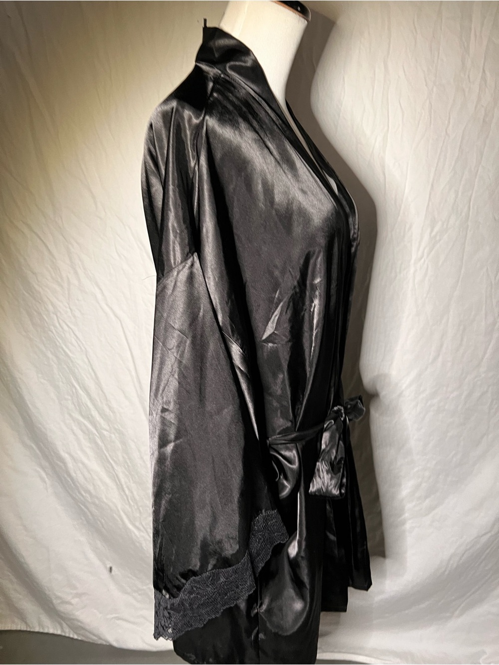 Torrid 2 (2X) Black Satin Lace-Trim Robe - Women's Intimates - Picture 2 of 7